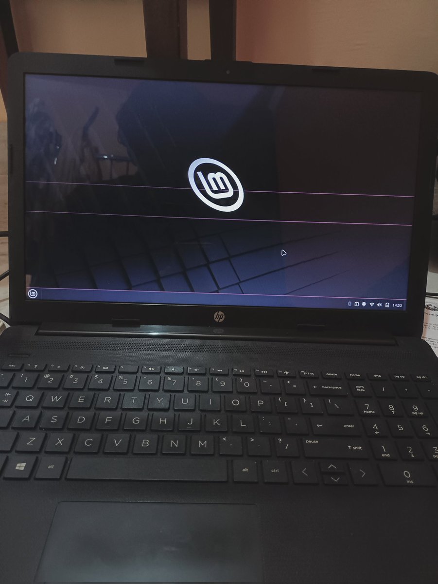 Kunaalxtwt's tweet image. Finally Converted 

#linuxdistributions #linuxmint #Linux