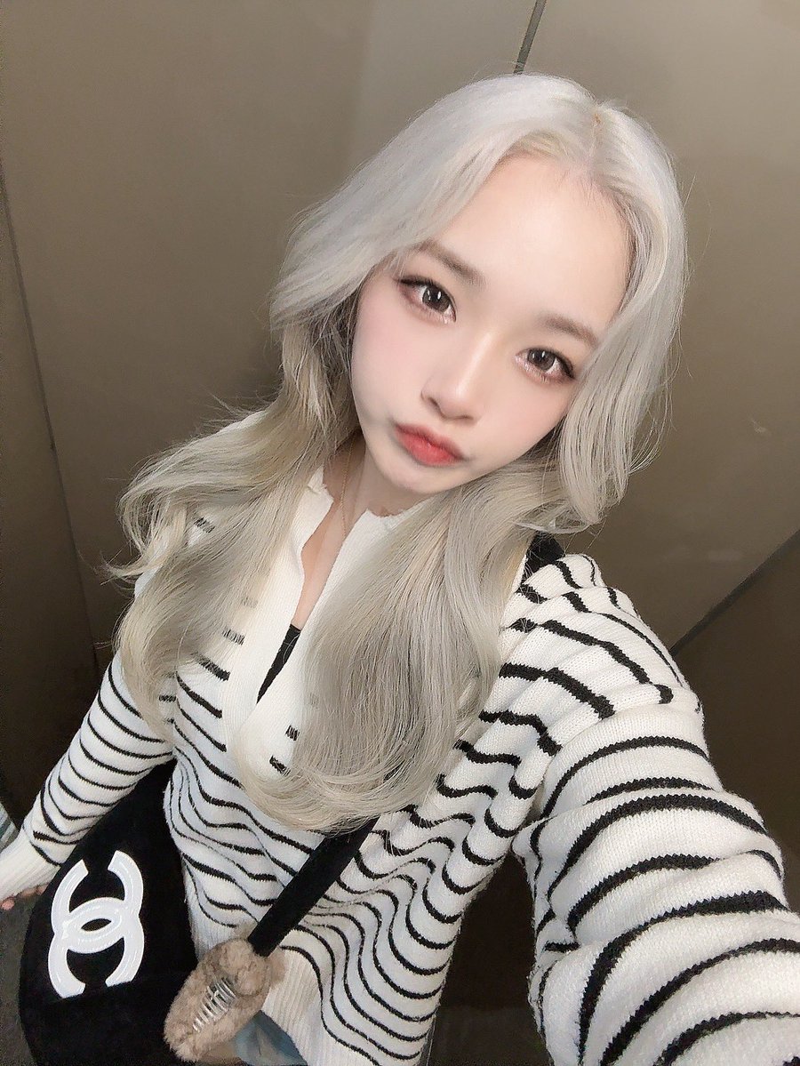 MqlRa_'s tweet image. 【明日の告知】

◤◤2025年11月23日(日曜日)◢◢

明日は #りっちらんど上尾店様 にお伺いします✨
そして今回はなんと…
ぺるぺるさん・みなひろさん・私のトリプル来店収録‼️
3人同時の来店は初めてなので、めちゃくちゃ楽しみです🥰🔥

それぞれの個性が光る1日になりそうなので、…