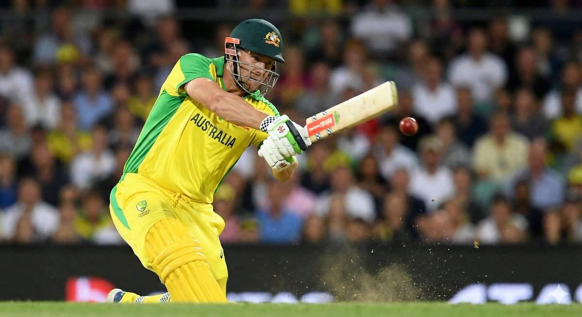 vaskar1980's tweet image. “Travis Head is on fire right now! 🔥 Every shot is pure class as he keeps dominating the innings. Australia fans are buzzing — can he take this all the way? 🏏🇦🇺 
Get more news: omly.store/PTmqr
#TravisHead #LiveCricket #AUS”