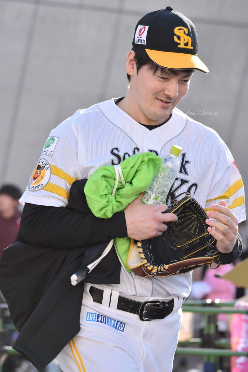 51_bayakuri's tweet image. こんちゃん＆有原さん😇

#近藤健介 選手 #有原航平 選手
#ベースボールキッズ2025
2025.11.22 ﾀﾏｽﾀ筑後