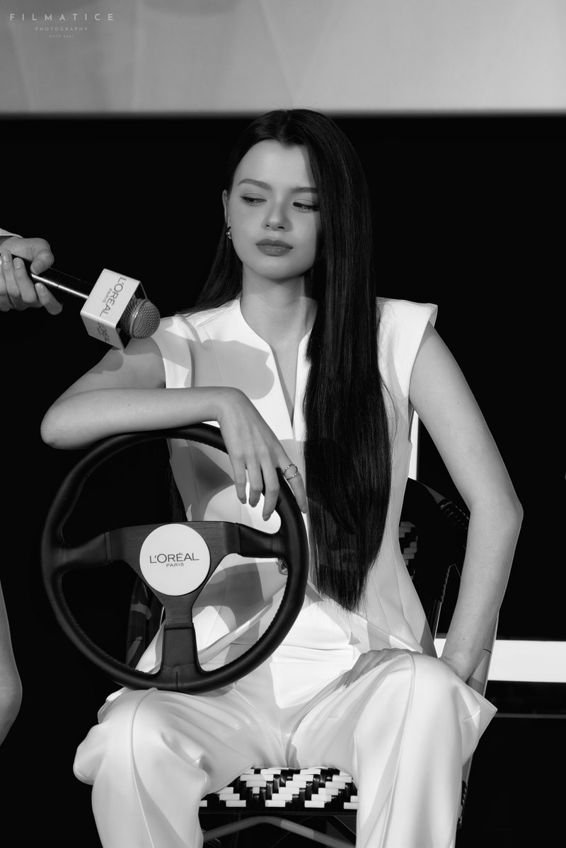 filmatice's tweet image. oh whew

REBECCA GLOWS PLUMP AMBITION
#LOrealPlumpAmbitionxBecky
#beckysangels