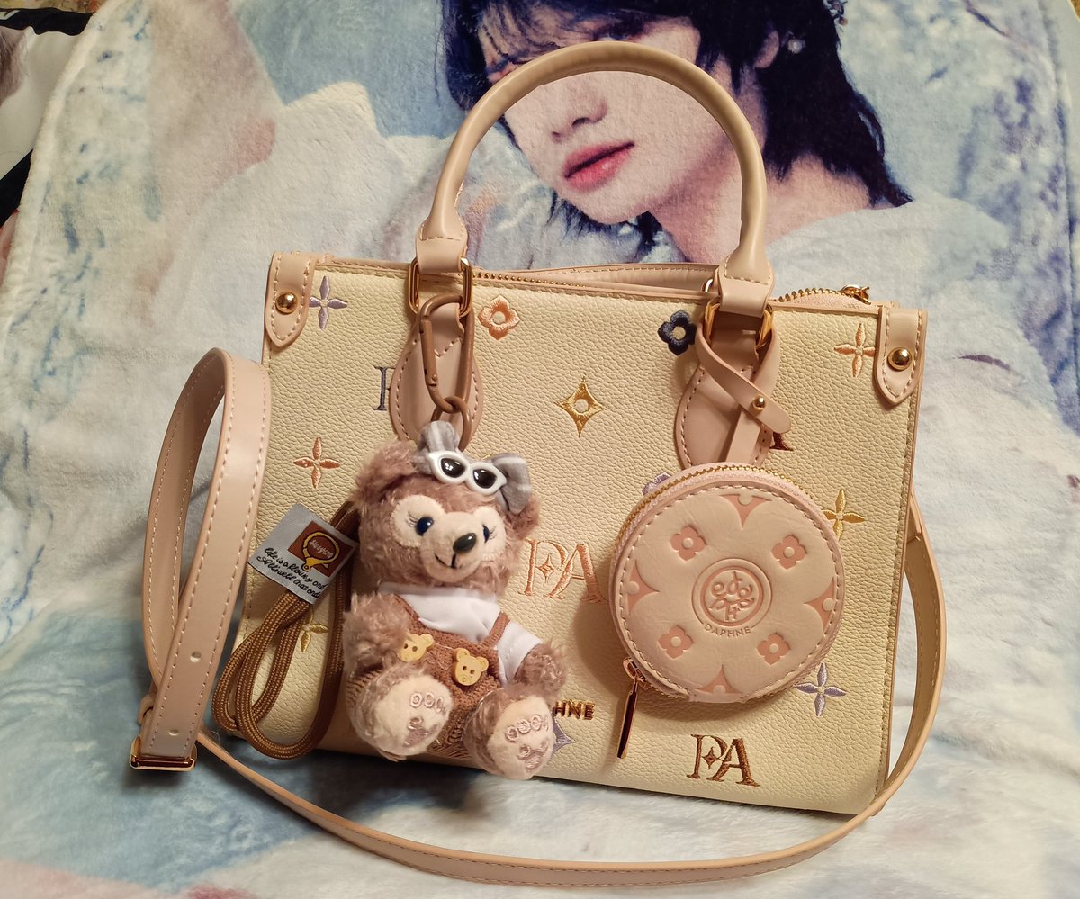 一目惚れで買った😁