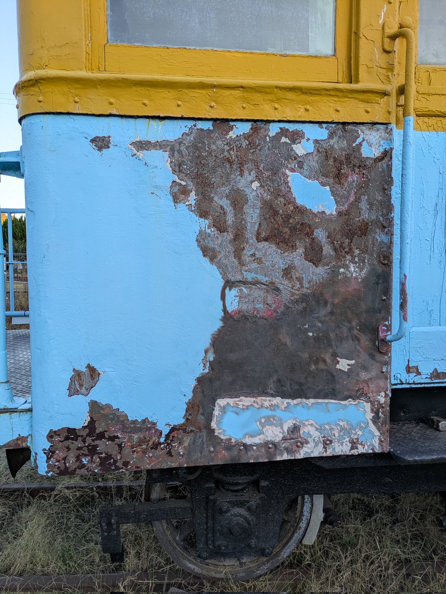 うん、無理!!
1/4だけでこんだけ疲れるしバッテリー消耗するなら無理ですわ(:3_ヽ)_
剥離剤様のお力を次回お借りしましょう
明日が心配だわ、、、