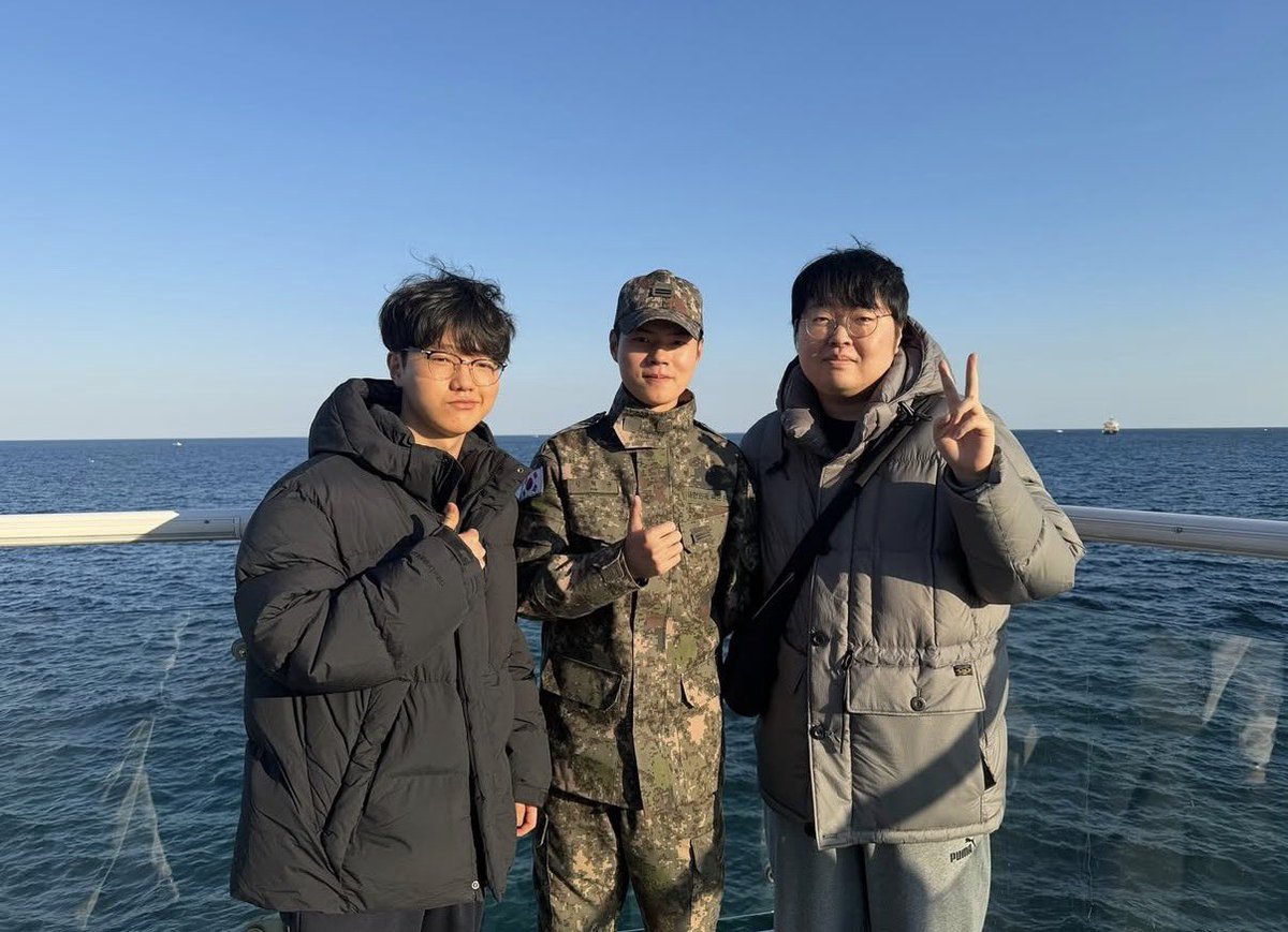 퍼펙트 인스타

오랜만에 혁규형 굿~~~