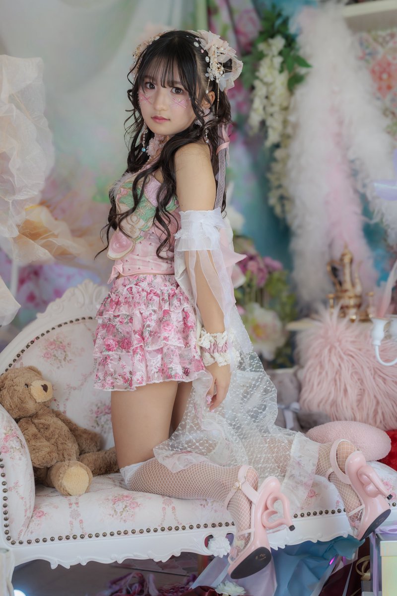 takaxo's tweet image. 2025/11/22
静岡県清水市
スタファン撮影会
咲來ちゃん feat.ガーリーエンジェル
#ガーリーエンジェル 
#さくら部 
#js6 
まずは一枚。すてきな空間で時の流れが一瞬でした。