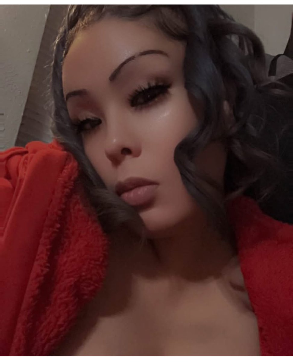 Elteebby's tweet image. Mrs. Thomas 😍😍😍😍