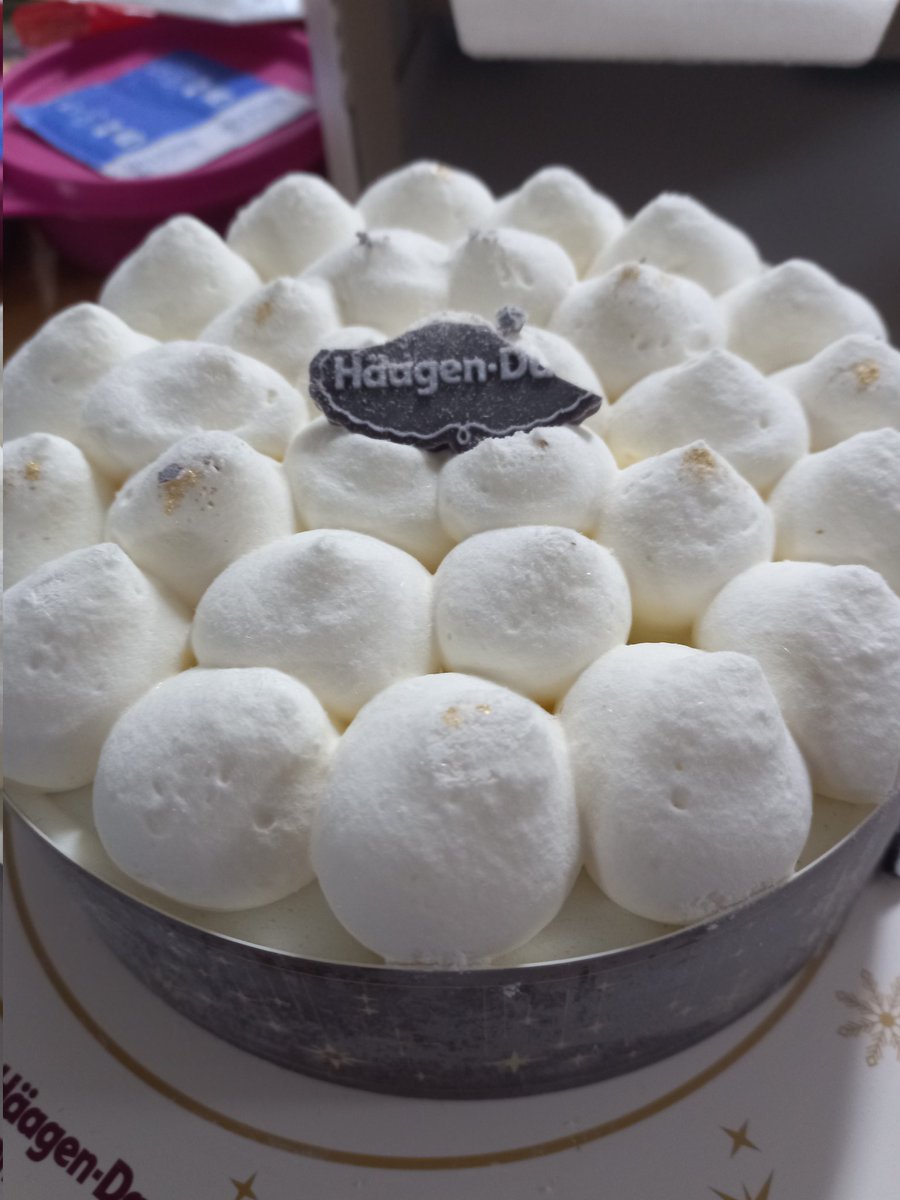 q_o_o_p_x's tweet image. 선물고맙습니다