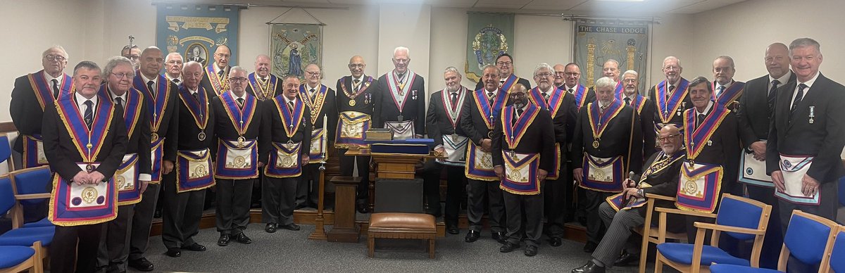 A great turn out for Andrew as he takes the chair of Adoniram at Robert Mummery Lodge, No. 1304 on Wednesday #Freemasons #Freemasonry