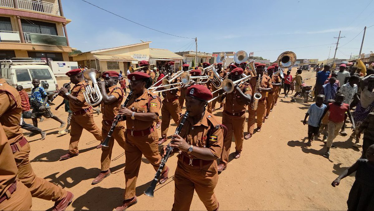 kapatuniversity's tweet image. Happening now! @UgandaPrisons band leads a grand procession in Kotido town ahead of tomorrow&apos;s #KAPATUProject Thanksgiving and unveiling ceremony at Losilang, Kotido. H.E Gen. @KagutaMuseveni is expected to attend as the Chief Guest.

#KAPATUnveiling #KAPATU