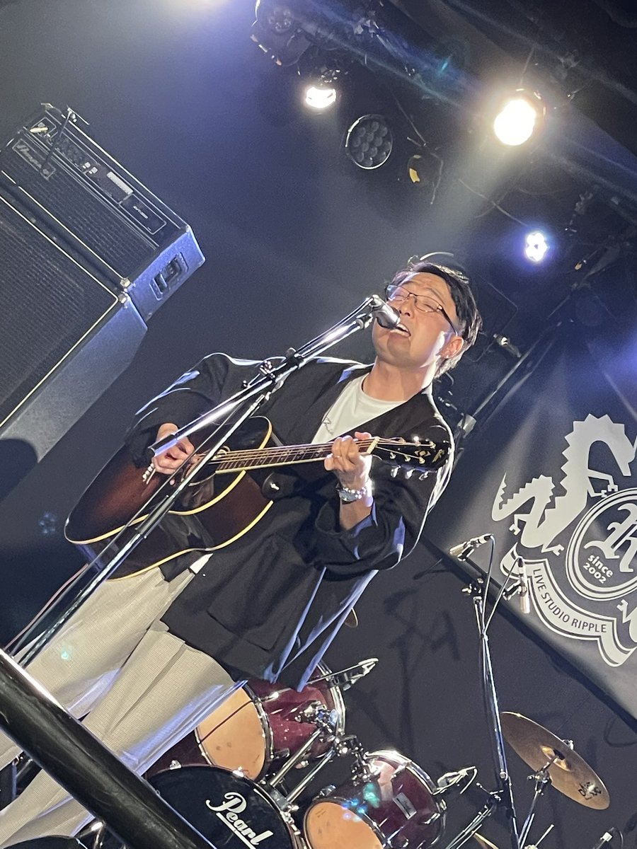 somaliz2020's tweet image. 11/16（日）「S♪maliz５周年感謝祭Vol.2」を #長町RIPPLE にて開催✨thank you❣️
総勢12組のフェス‼️#ソマフェス　
2人ずつ6回に渡り報告しまーす‼️
#monmon　さんギター弾き語り
#moco　さんギター弾き語り
魂から湧き出る歌詞と歌声のお2人❣️
応援📣をよろしく🤗
#Somaliz
#ソマリズ