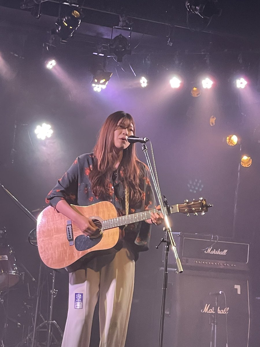 somaliz2020's tweet image. 11/16（日）「S♪maliz５周年感謝祭Vol.2」を #長町RIPPLE にて開催✨thank you❣️
総勢12組のフェス‼️#ソマフェス　
2人ずつ6回に渡り報告しまーす‼️
#monmon　さんギター弾き語り
#moco　さんギター弾き語り
魂から湧き出る歌詞と歌声のお2人❣️
応援📣をよろしく🤗
#Somaliz
#ソマリズ