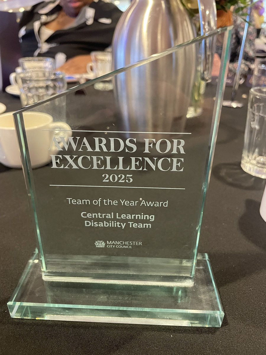 LearningDisSW's tweet image. The Central Learning Disability Team are: THE TEAM OF THE YEAR!! 🥳🙌🏆🎉
Awards of Excellence yesterday and we won the Team of the Year award. We are overjoyed to win the prestigious award! 
#winners #centralLDTeam #MCC #socialwork #PublicService #learningdisabilityteam