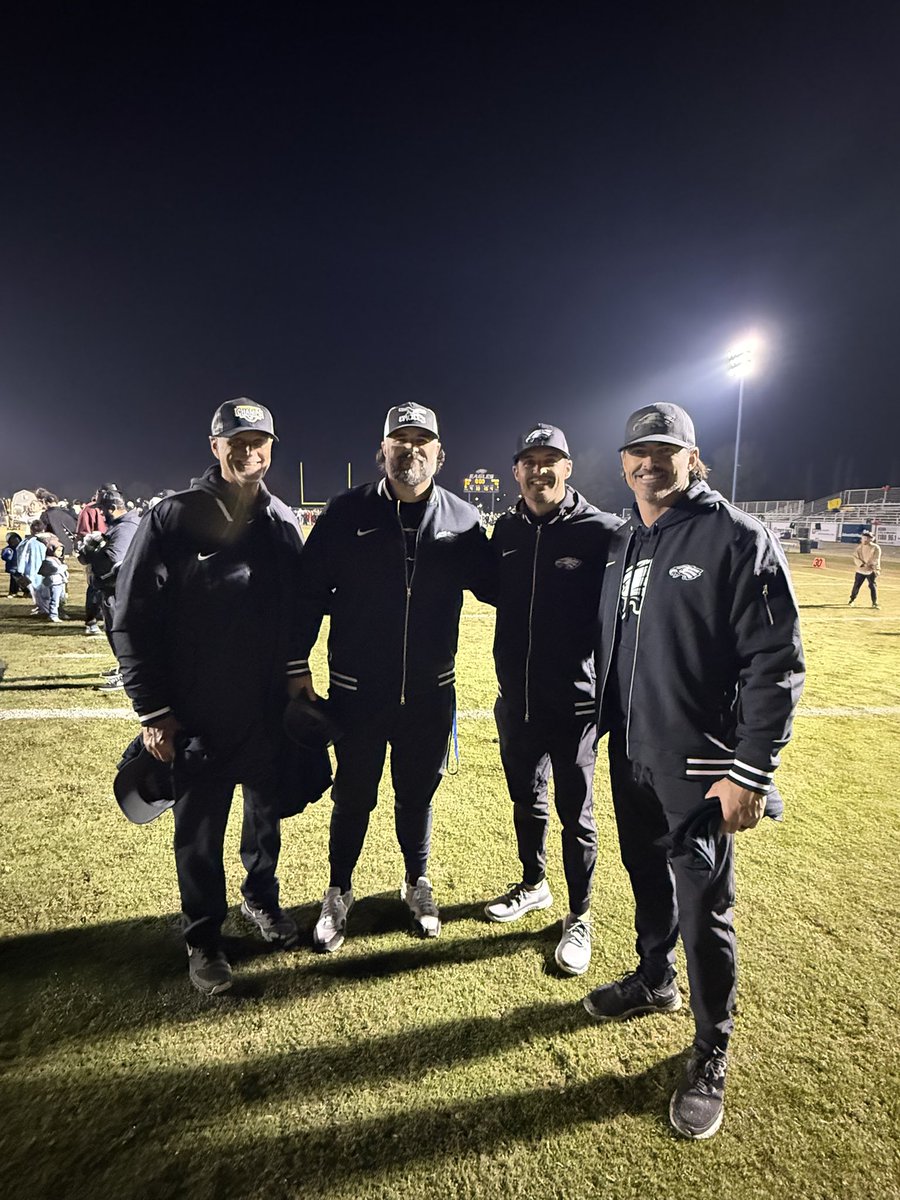 Darren Carr tweet media