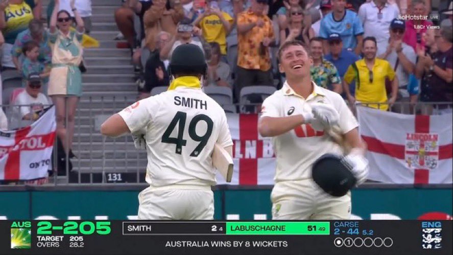 mufaddal_vohra's tweet image. England in the last 16 Tests in Australia:

Won -0. 
Lost - 14. 
Drawn - 2.