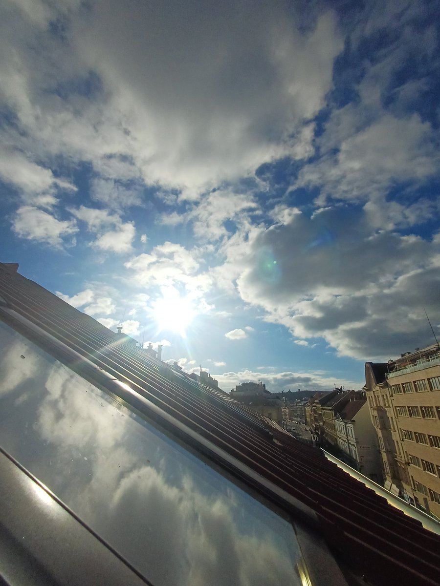 IcaChesshire's tweet image. Another beautiful cold day in Prague 💙 I love this place so much