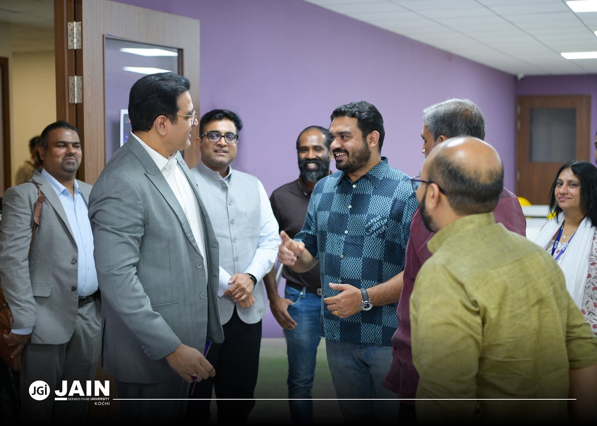 jain_kochi's tweet image. #IDEAFEST2025 witnessed an inspiring start with the ceremonial lamp lighting, followed by powerful and #InteractiveTalks that sparked fresh perspectives and futuristic thinking.

#InnovationFestival #FutureReady #Leadership #StudentInnovation #Inspiration #JAINUniversityKochi