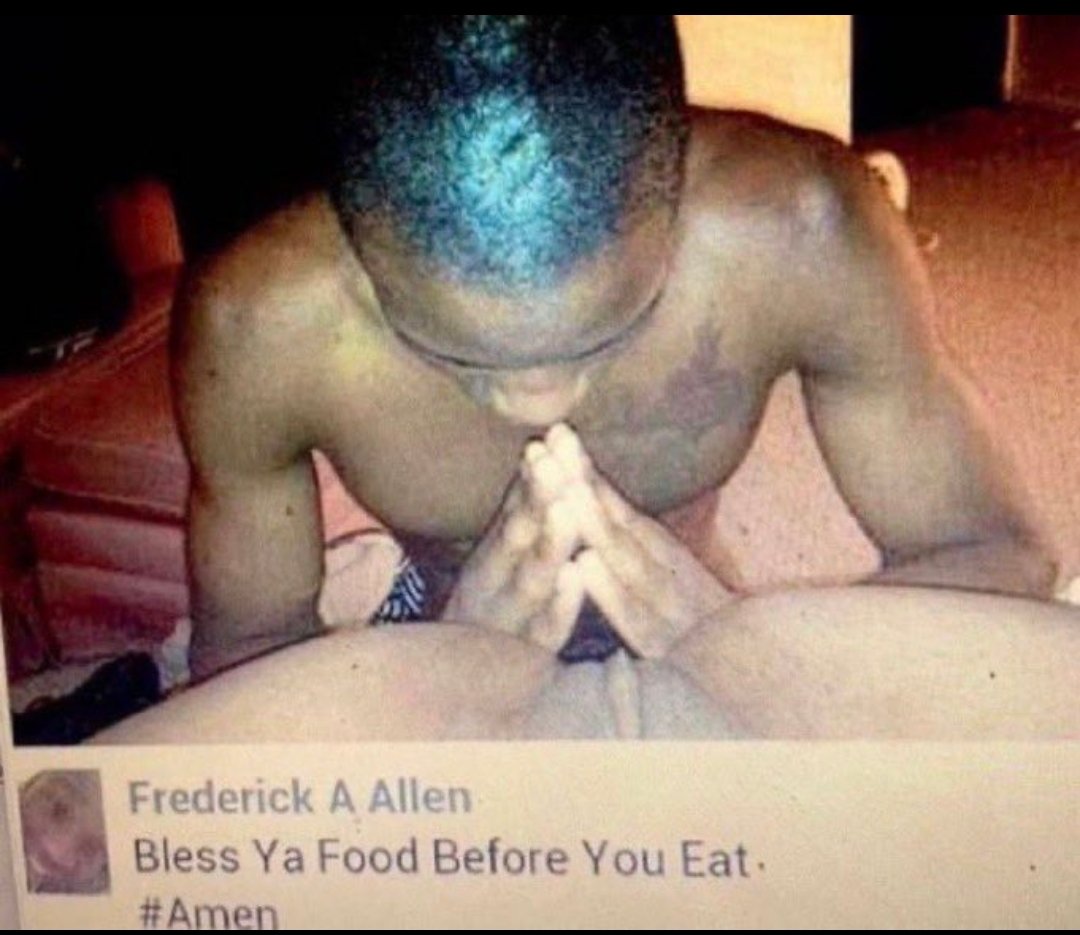 Famous3z's tweet image. How often do you pray before you eat? 😂😂