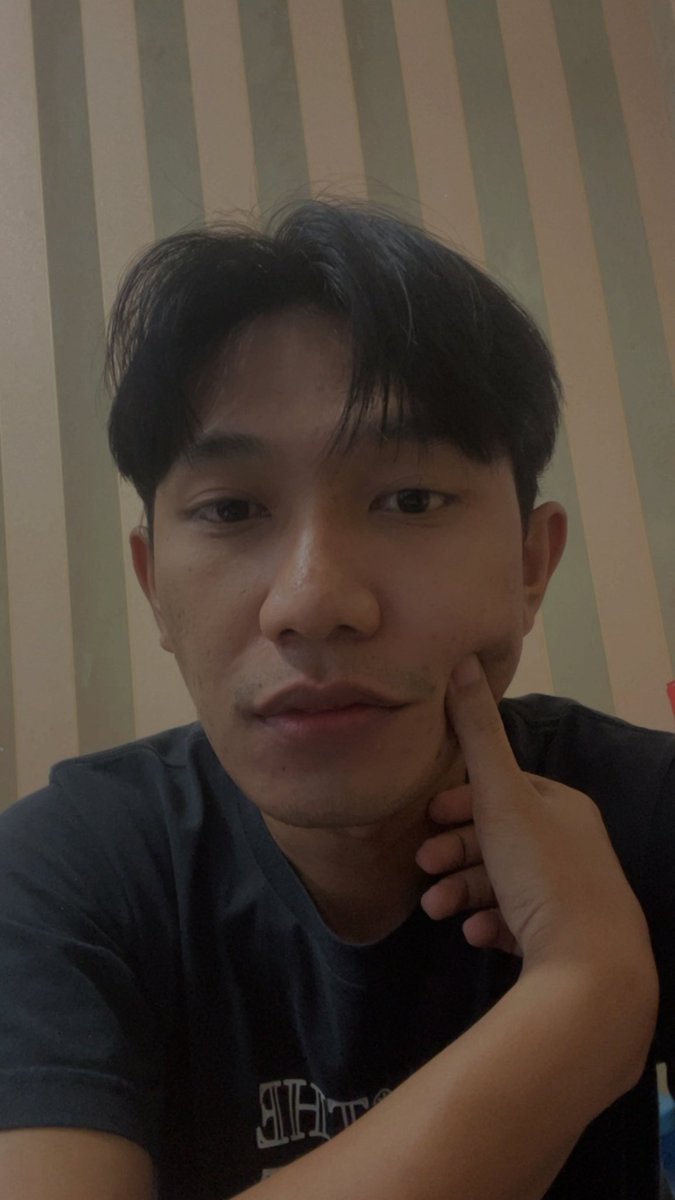 TezarArief's tweet photo. @radenrauf Ketik hapus ketik hapus. Btw kuyla #LoveStory https://t.co/vXCGntV08k