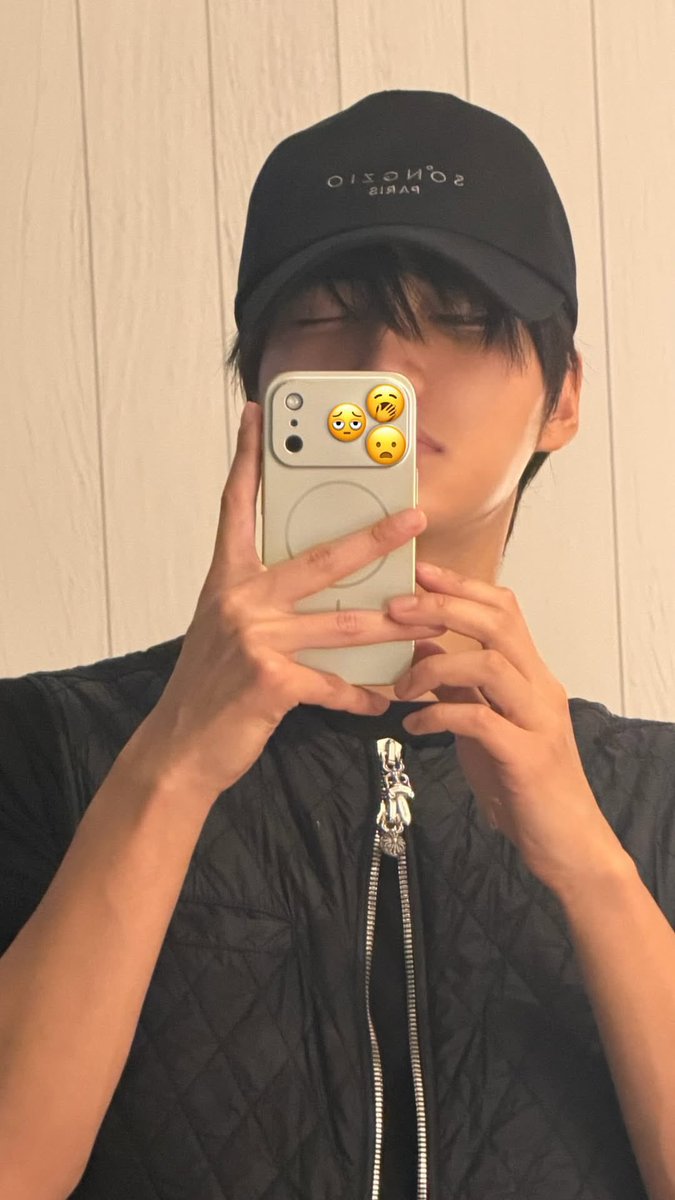 1024updates's tweet photo. [📷] #SEONGHWA instagram story https://t.co/Zxt6Xq6xy7