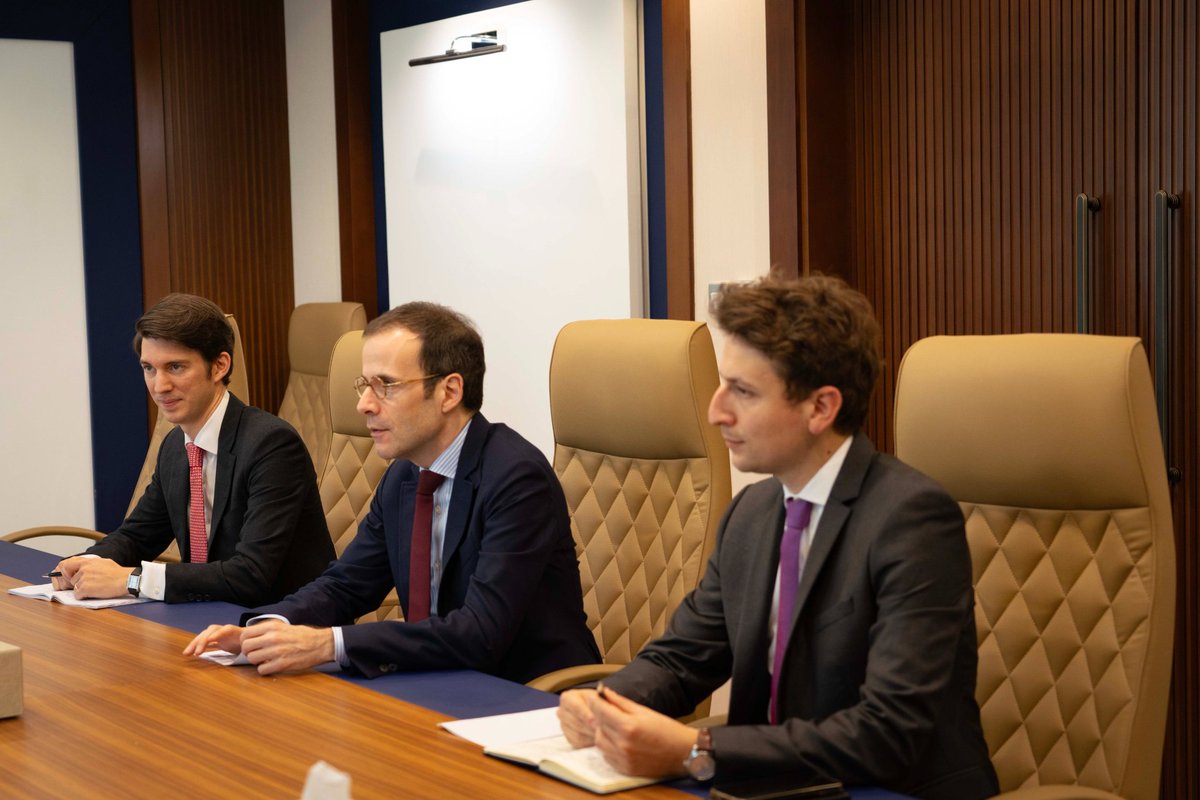 Point de rentrée très riche avec M. Fahad Al Sulaiti, DG de <a href="/qatar_fund/">Qatar Fund For Development صندوق قطر للتنمية</a>.

Utile passage en revue des partenariats existants et à venir avec <a href="/CdCMAE/">Centre de Crise et de Soutien</a> et <a href="/AFD_France/">Agence Française de #Développement (AFD) 🇫🇷 🇪🇺</a>.

France et Qatar agissent ensemble, de la réponse aux crises au renforcement de la résilience.

 🇫🇷🫱🏼‍🫲🏼🇶🇦