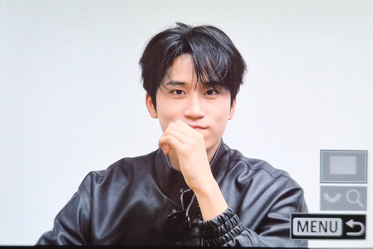 NADU_917's tweet image. 251122 ミ☆
#루네이트 #Lun8 #준우