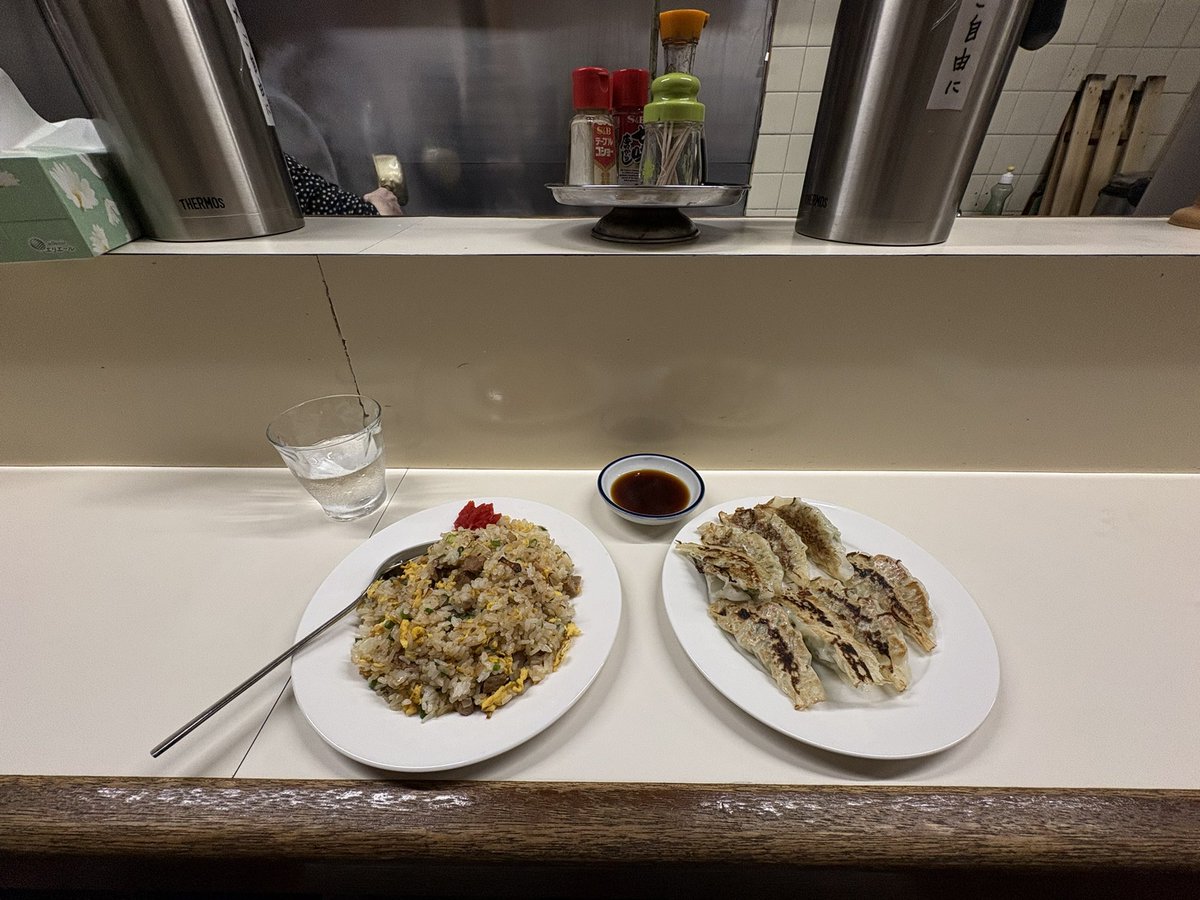 いの町味園
知らないと素通りしてしまいそうな町中華