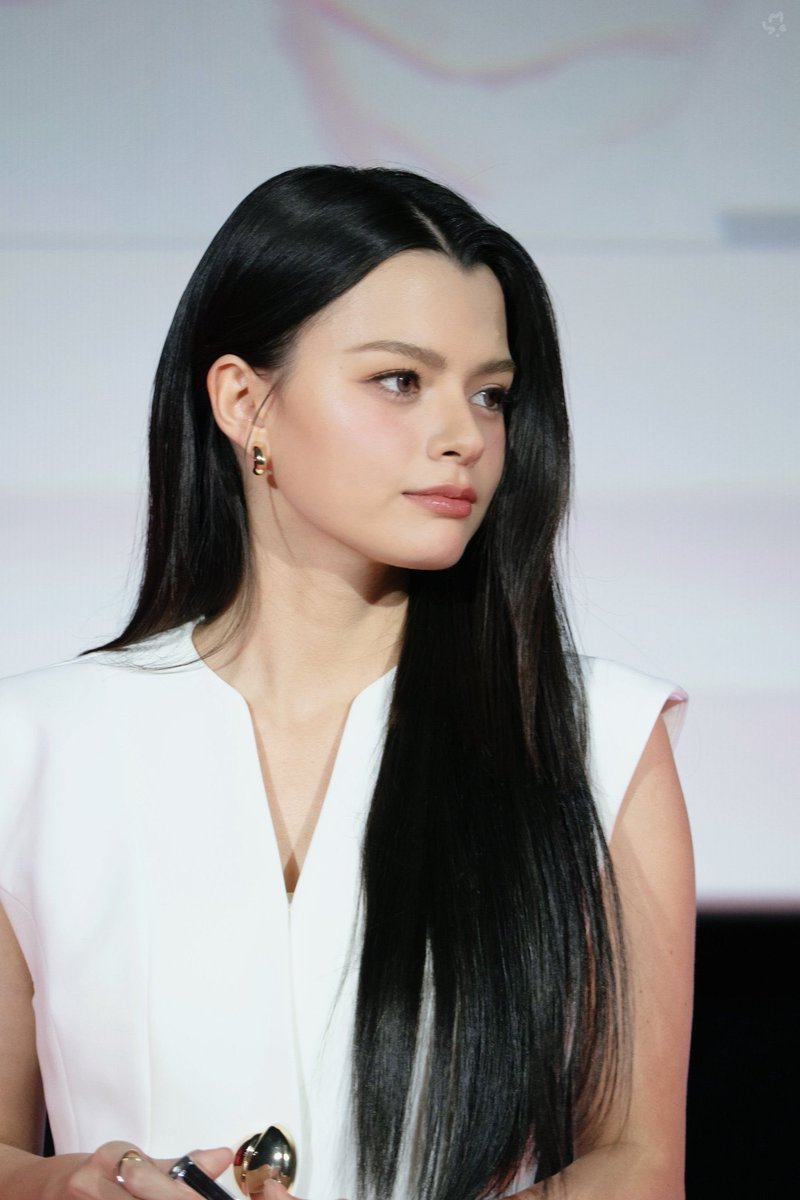 Bai_ffany's tweet image. สวยมากกกกก 😳💖✨

REBECCA GLOWS PLUMP AMBITION
#LOrealPlumpAmbitionxBecky
#Beckysangels