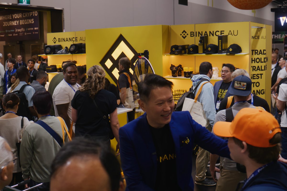 Binance_AUS's tweet photo. Day one @auscryptocon is a wrap. 

Huge thank you to everyone who came through, joined the conversations, and brought the energy. From standout talks to community connections, today set the tone. 

Here’s a quick look at what went down 👇 https://t.co/Y3MoSey7uG