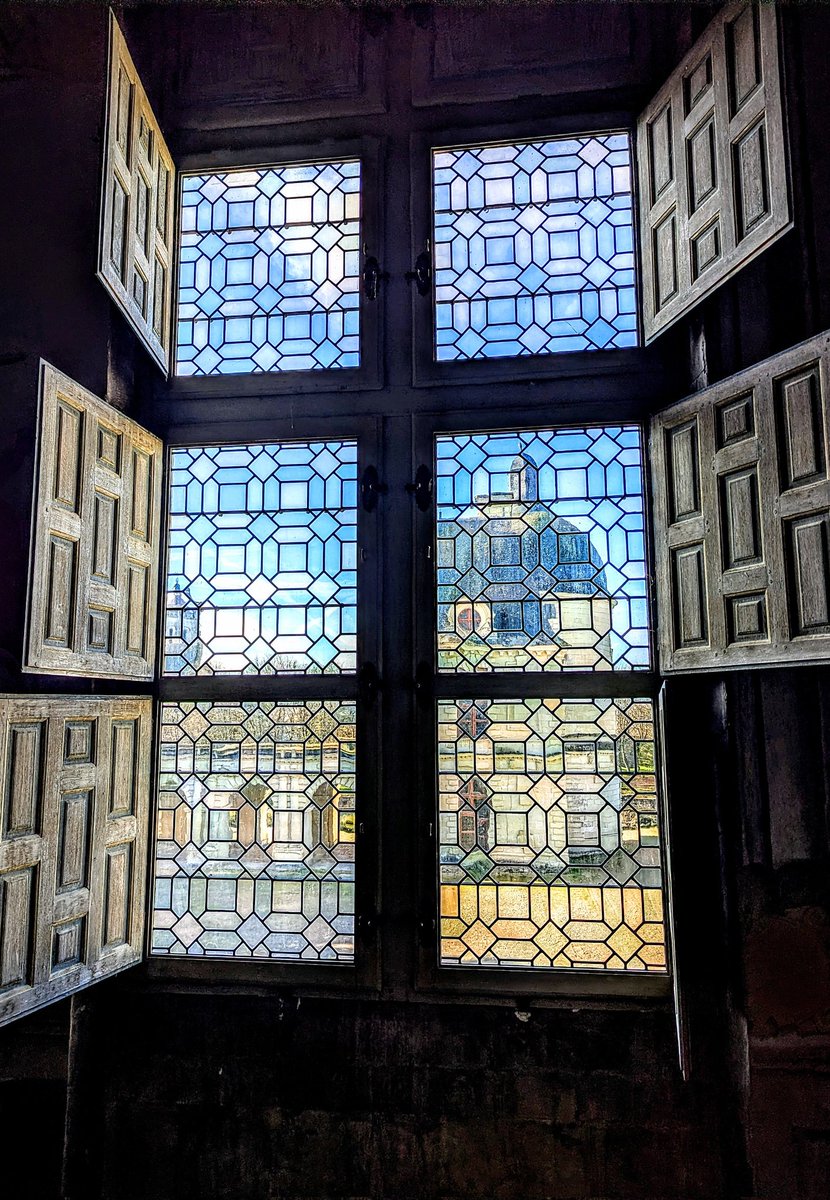 ACoeurRose tweet media