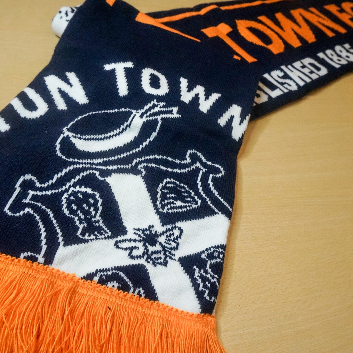 groundspotters's tweet image. 🧣 @LutonTown
📍 Londres
🏴󠁧󠁢󠁥󠁮󠁧󠁿 Inglaterra

instagram.com/p/DRWqrhQkZBb/…

#luton #lutontown #hatters #thehatters #lutontownfc #hopping #groundhopping #groundhopper #fussball #ground #football #stadion #stadium #hopper #soccer #futbol #calcio #estadio #ultras #ball #hoppen #stadiums