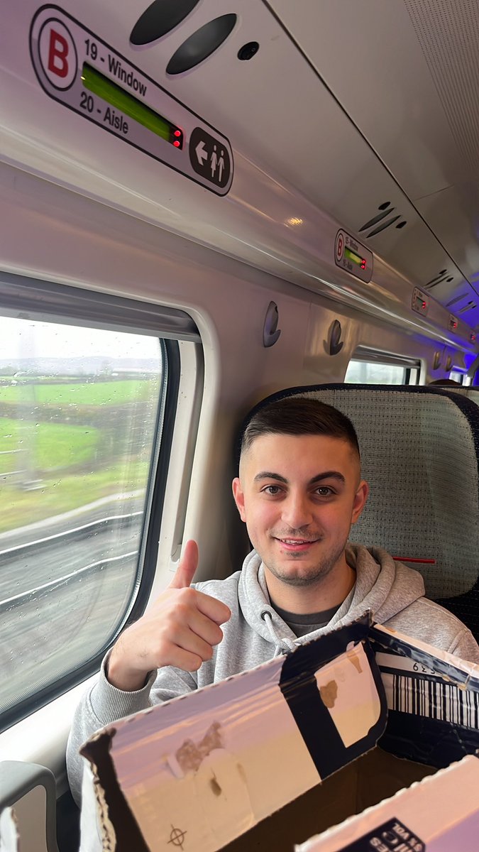 Crossy3Sam's tweet photo. This tit has got all the way to London and left his ticket at home pls help @BlackpoolFC https://t.co/FgsdYxY8vs