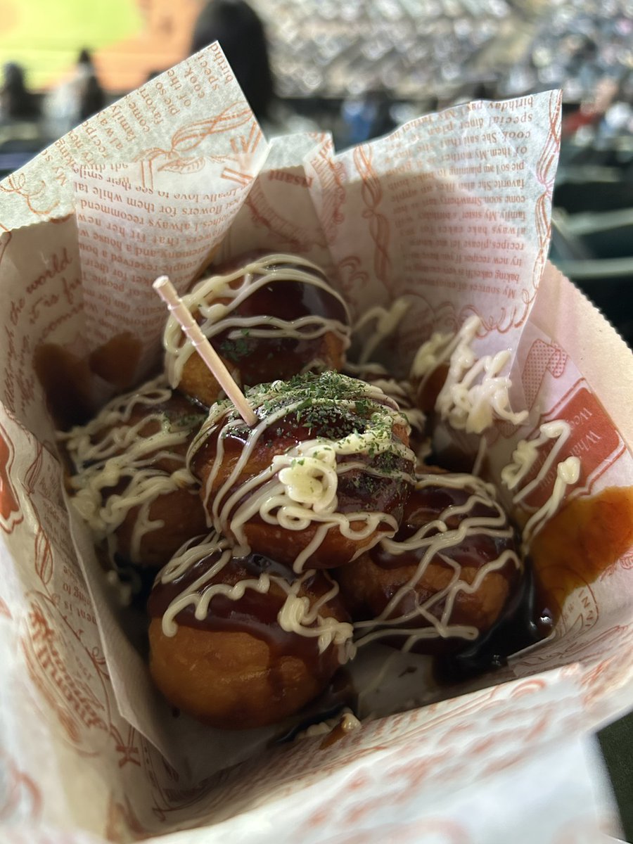 F FES 楽しかった〜
伏見選手〜寂しいですが…
阪神の虎威選手も応援しています
#伏見寅威