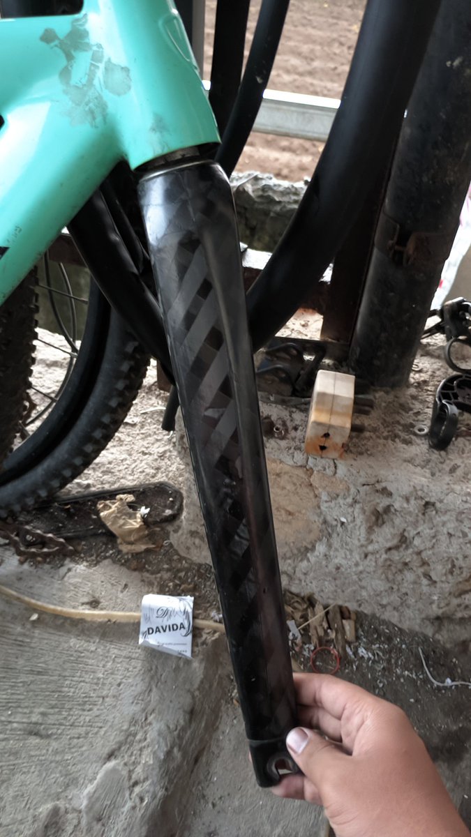 badak air tweet media