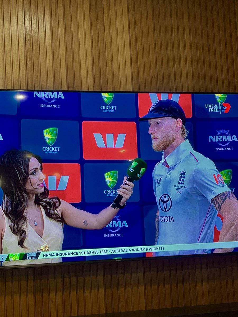 Watching him explain what just happened is the best thing I’ve seen on TV this year #Ashes #Ashes2025