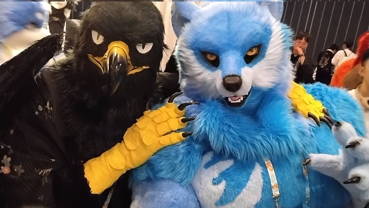 라이칸 Lycan tweet media