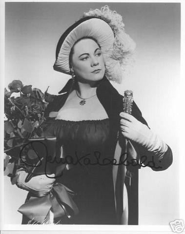 almanacat's tweet photo. 22 de novembre de 1959: Renata #Tebaldi cantava per últim cop al @Liceu_cat, interpretant el paper de #Tosca, l'òpera homònima de Puccini.
... La veu i el caràcter indòmit, benvolguda @NriaOriol https://t.co/x9q9jwaaL3