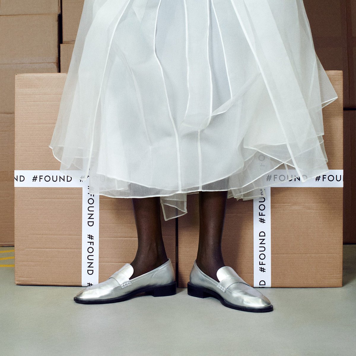 THEOUTNET's tweet image. Boardroom to ballet — your power moves start at the link the-outnet.visitlink.me/Kvp4Pe