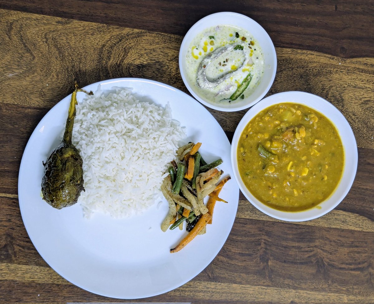 gpshots1's tweet image. &quot;Ambula Rai&quot; (ଅମ୍ବୁଲ ରାଇ): is a famous Odia side dish (it&apos;s a type of Pachedi/Raita). It&apos;s made of Ambula (Dry raw mango) and Rai (mustard seeds sauce). 
If you have not tried, you are missing something. Recipe in the image, try this winter.
#gpkitchen #WeekendCooking
#OdiaFood