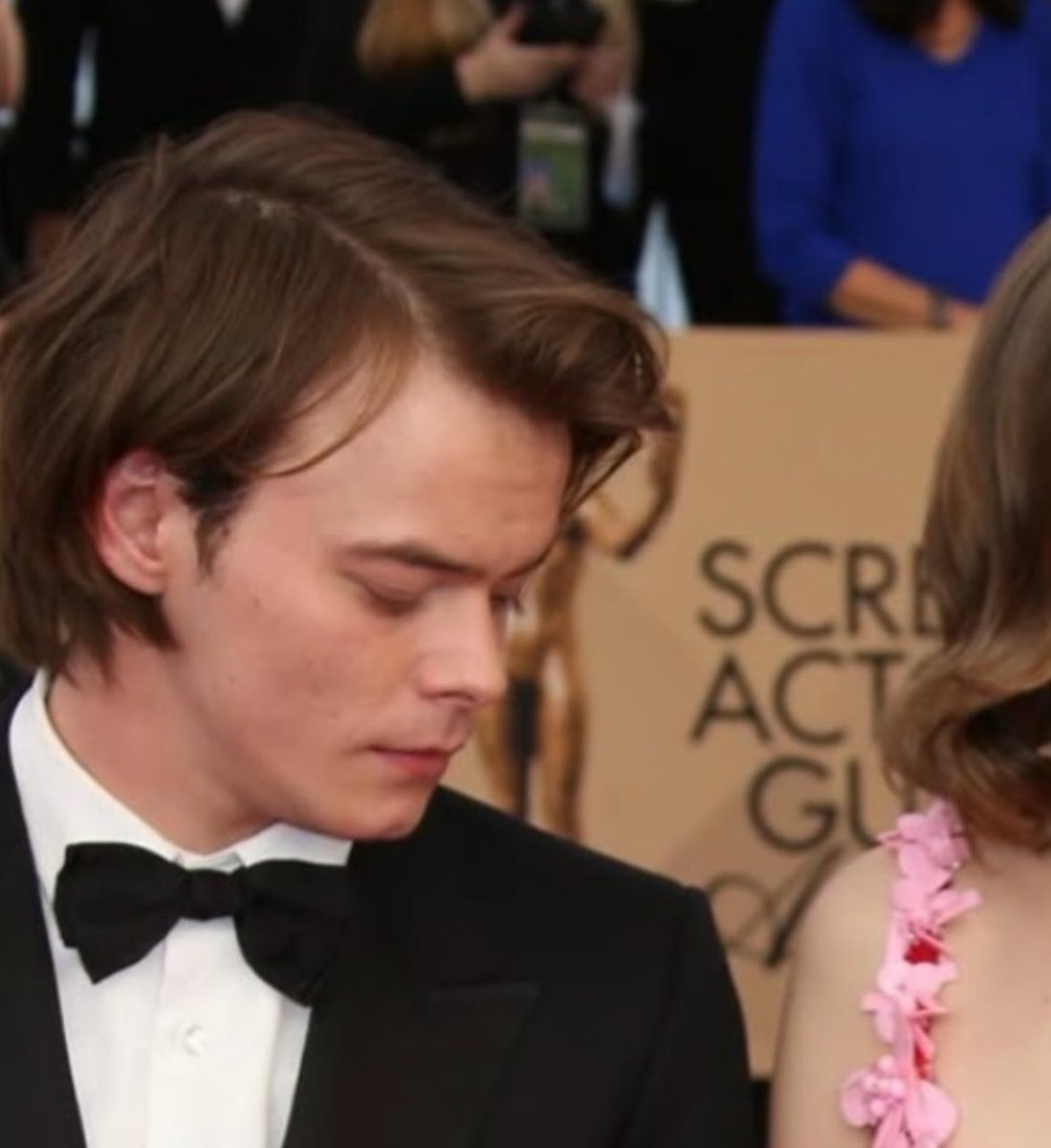 ur_a_princess's tweet image. チャーリー・ヒートンが分かりやすくヤキモチ妬いてたのが懐かしいwww
ジョー・キーリーもthird wheelさせられてこの表情だしw