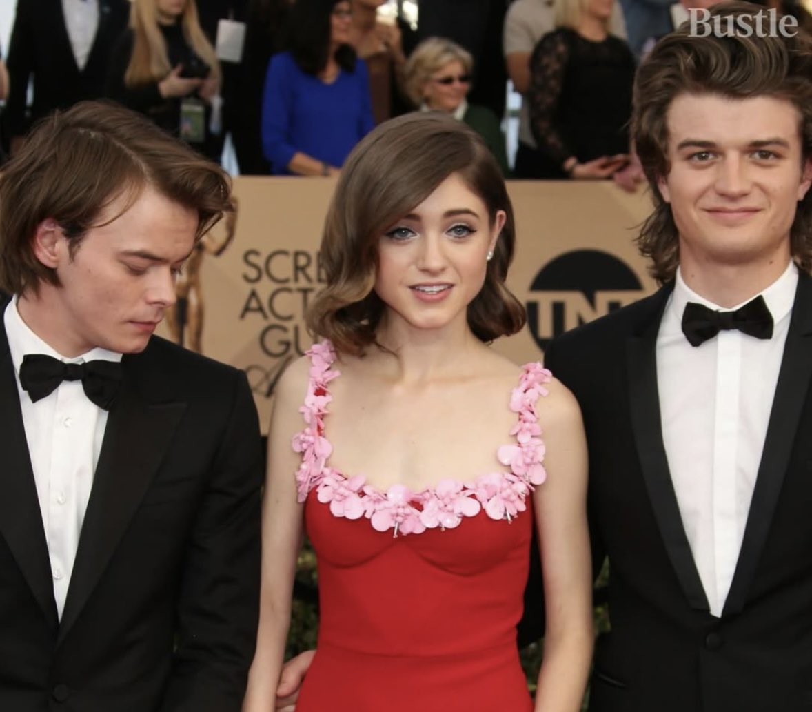 ur_a_princess's tweet image. チャーリー・ヒートンが分かりやすくヤキモチ妬いてたのが懐かしいwww
ジョー・キーリーもthird wheelさせられてこの表情だしw