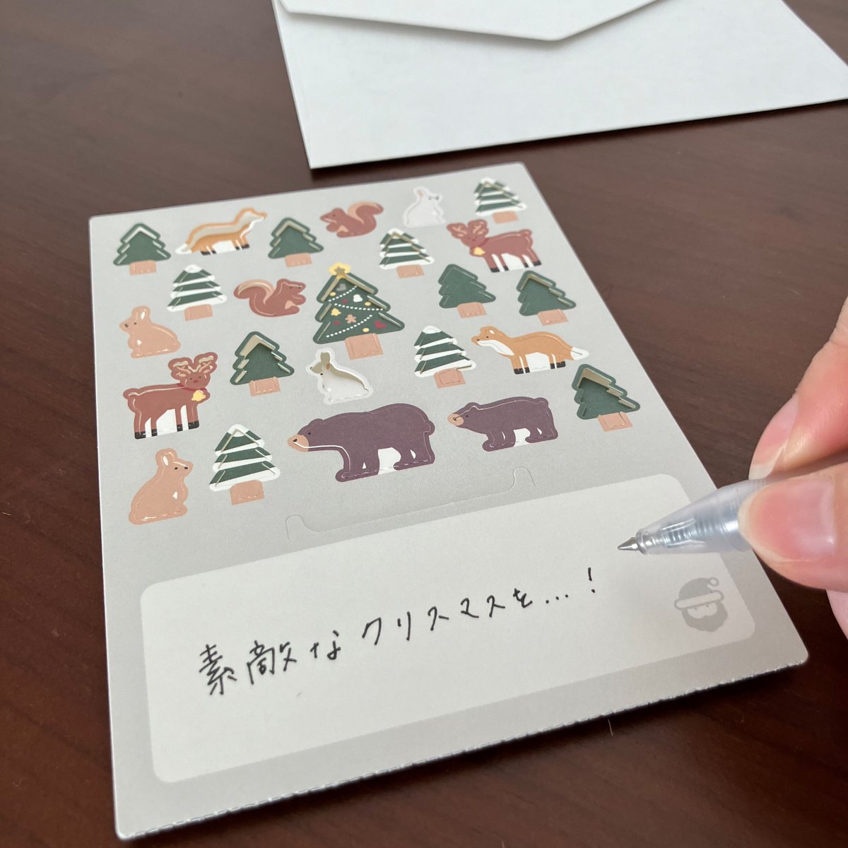 12月1日から、毎日ひとつずつモチーフを立ち上げ、クリスマスイブまで