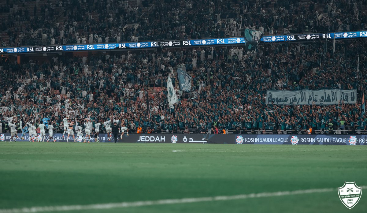 iiABTA's tweet image. قبل المباراة حدث موضوع تجنبت الحديث فيه تمامًا ..
المشكلة اللي صايره بين رابطة الاهلي والكاستيوز .
انا اقبل تمامًا ان الكل وده يخدم الاهلي وهذا امر رائع لنا
ولكن اللي ما نقبله ابدًا ان تكون المنافسة بهذه الطريقة !

لذلك سيتم توجيه رسالتين لهم اتمنى يتقبلونها بصدر رحب .