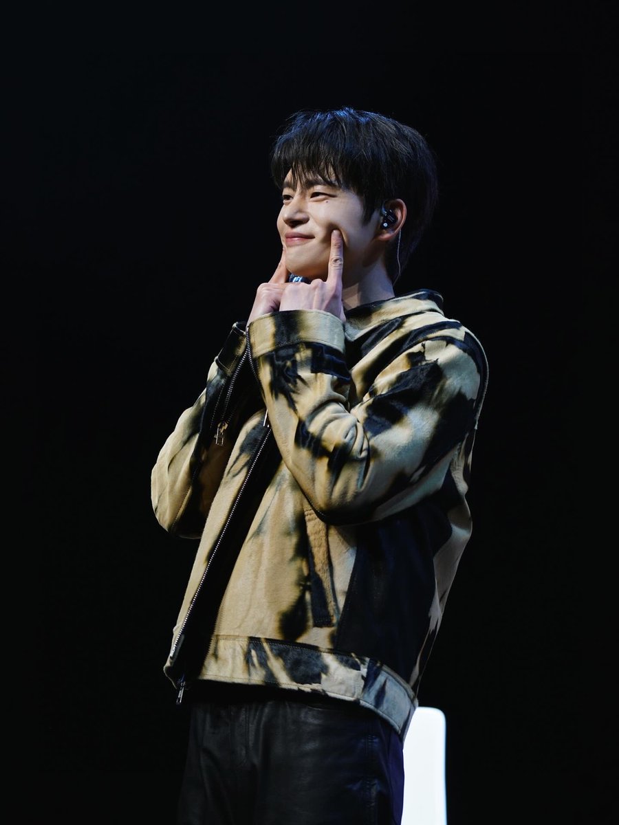 storyjcompany's tweet photo. [#📝]
2025 '하트 쿠키' 최종 💜🍪

➡️ https://t.co/17SaxI72Bl

#서인국 #SeoInGuk #ソ・イングク @Whatsup_Inguk 
#아시아투어 #팬미팅 #하트쿠키 #HeartCookie 
#말레이시아 #쿠알라룸푸르 #싱가포르 
#비하인드 #스토리제이컴퍼니 #Storyjcompany 
#네이버블로그 https://t.co/t9VBCbRxjh