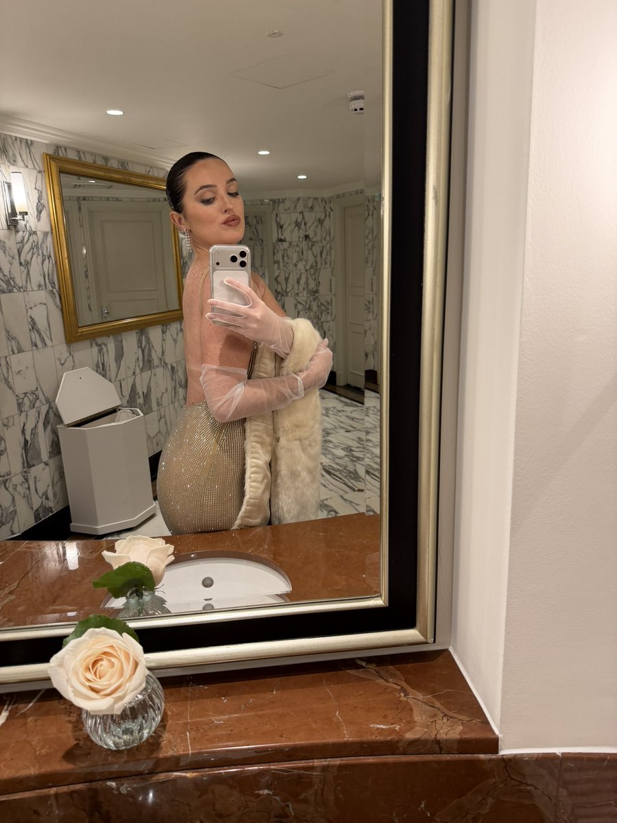 KimberleyPriori's tweet photo. 💎 💠  @Cartier https://t.co/n18xpoldJ7