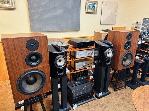 otaiaudio's tweet photo. フランスの大型スピーカーREVIVAL AUDIO ATALANTE 5をレビュー!
30cmウーファーがもたらす等身大のボーカル、広大なスケール感、ゆったり聴ける安心感。展示開始してますので、気になる方はぜひ!
https://t.co/IJXU5IhrvM
#オーディオ #スピーカー #REVIVALAUDIO #ATALANTE5
#OTAIAUDIO https://t.co/kzDH0ufF2C