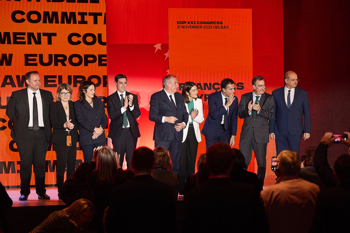 basqueparty's tweet photo. 🇪🇺📢 76 delegates from 20 european countries meet in the Basque Country for the XXI congress of the
@Democrats_eu, committed to keep working to strengthening the democratic values in Europe.

All we need is DEMOCRACY! https://t.co/aGkBTXnZ0o