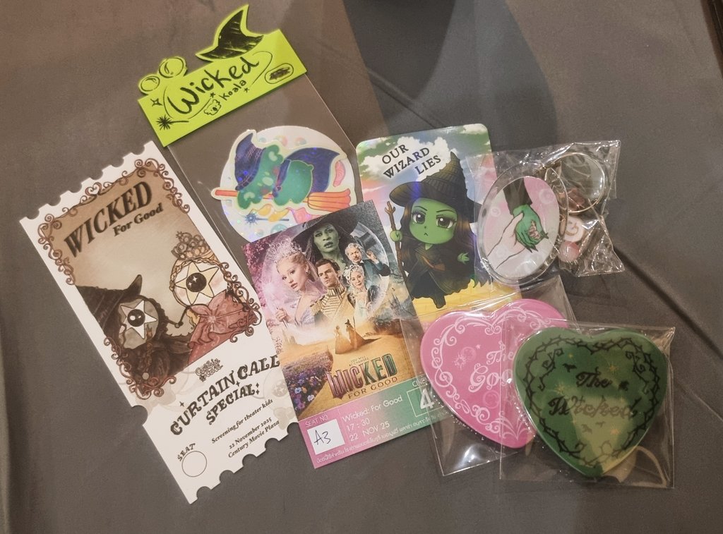 popmiriocle's tweet image. 💚💗✨️🧙🏻‍♀️🧹🫧
#CurtainCallTHSpecial #CurtainCall_TH