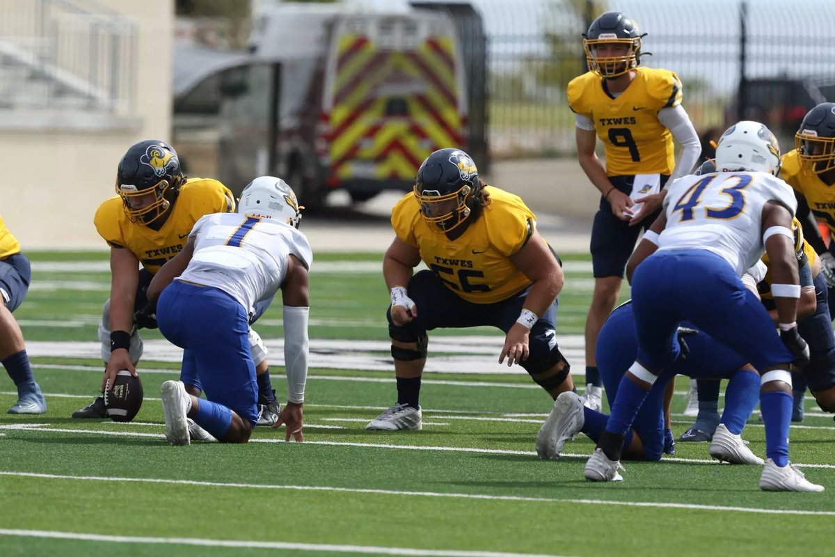 Blessed to receive my 9th from Mount Mercer University to play center <a href="/TxWesFootball/">TxWes Football</a> 

Thank You Coach!
