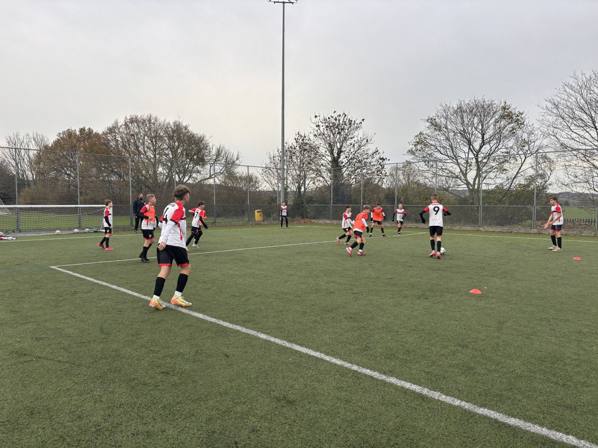 Warm ups and team talks underway here for the U13 Wimbledon cup! Good luck to all playing. <a href="/kentschools_fa/">Kent Schools FA</a>