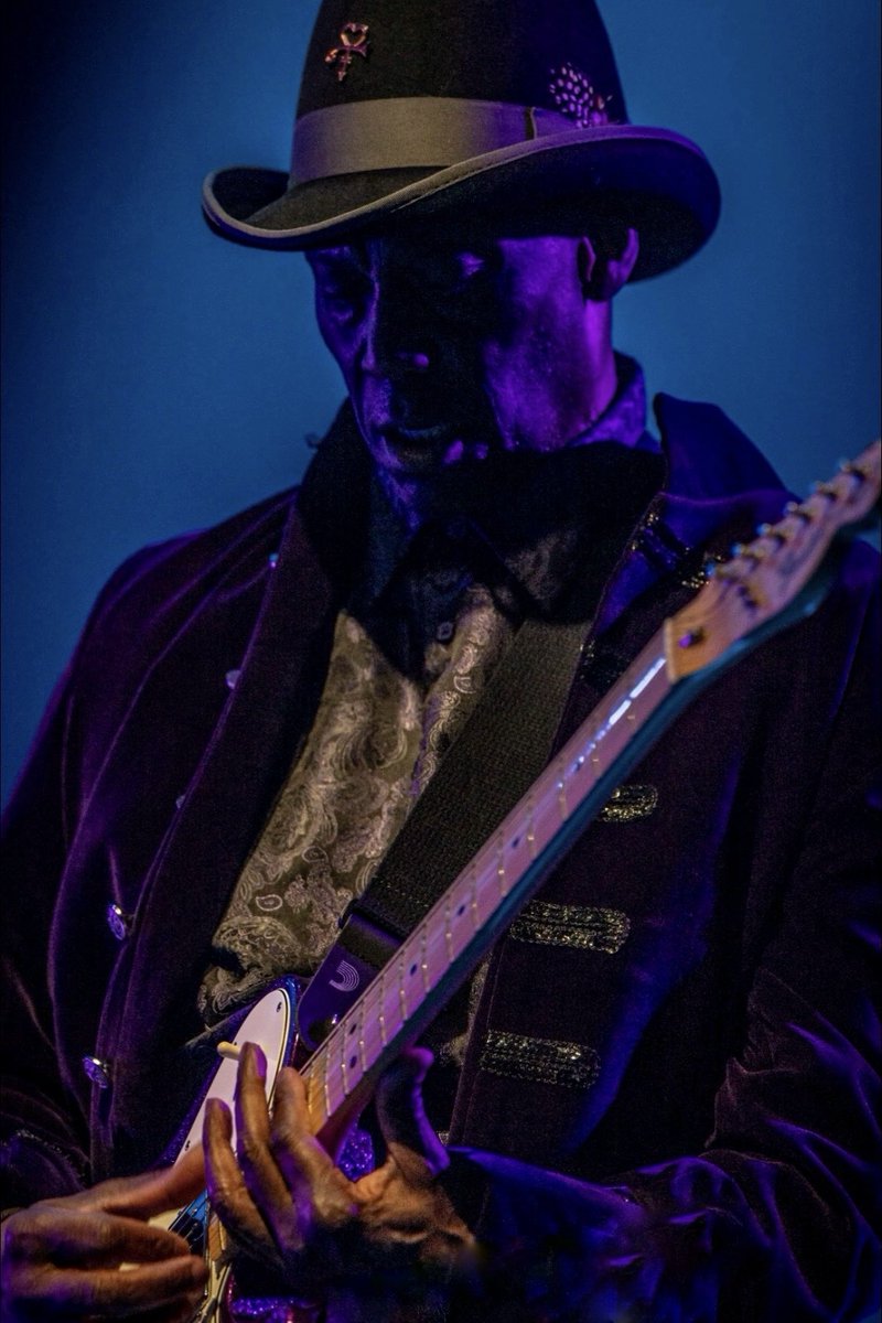 peter_lodder's tweet image. RIP jellybean Johnson 😌

Shot these images at the most recent Purple Jam of Candy Dulfer and friends 

#prince4ever #thetime